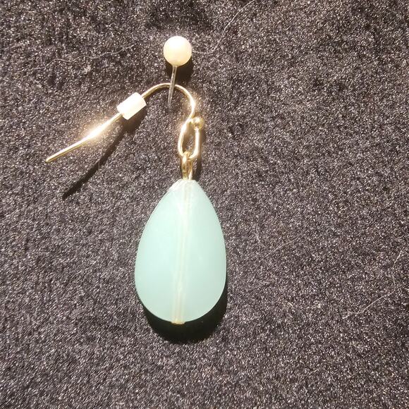 Gold Tone Green Stone Layered Necklace & Earring Set Boho Modern Jewelry - Picture 7 of 8